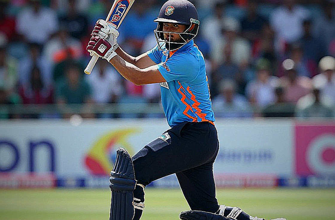 The Paddle Stays Down: Price, Scarcity and the Asian Cricketer in the Franchise Auction The Paddle Stays Down: Price, Scarcity and the Asian Cricketer in the Franchise Auction