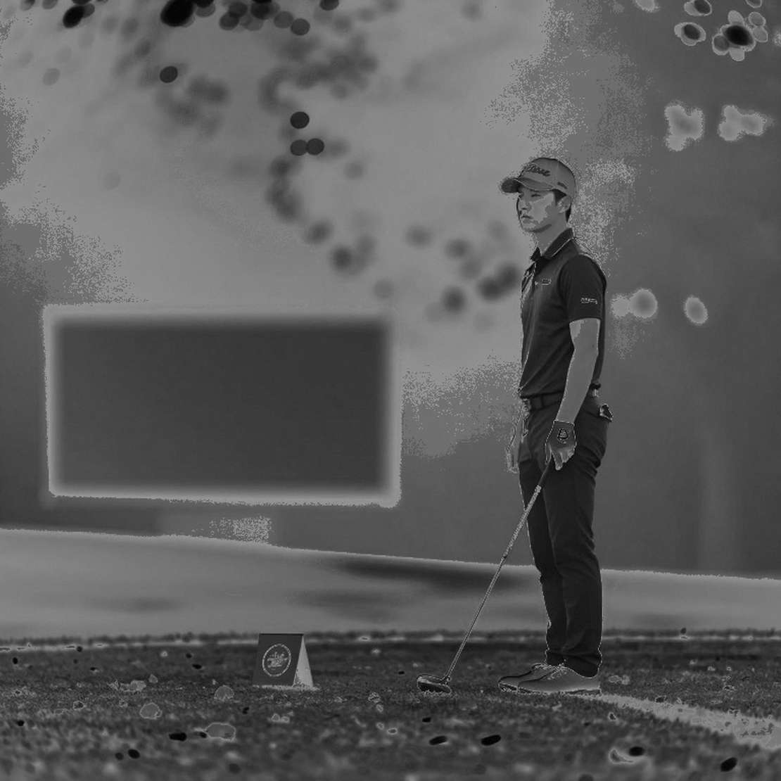 The 18th at Albatros: A Two-Shot Lead and an Unfinished Pin Sheet The 18th at Albatros: A Two-Shot Lead and an Unfinished Pin Sheet