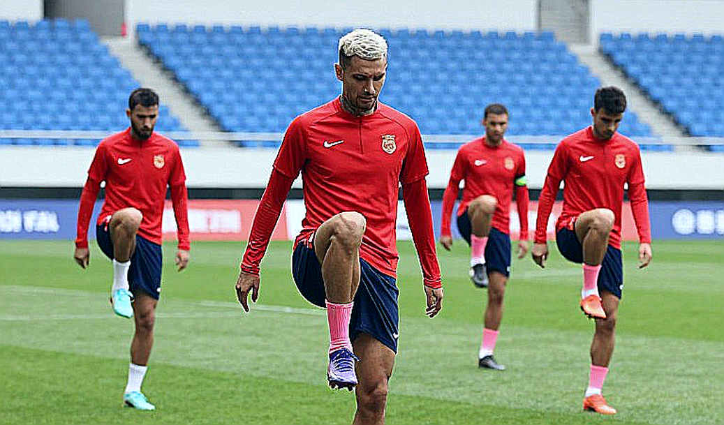 No Pitch Without Data: A Lesson in Restraint in Football Analysis