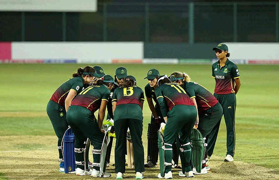 খালি ডসিয়ার: ক্রিকেট যেখানে নিজের স্মৃতি লিখতে ভুলে যায় খালি ডসিয়ার: ক্রিকেট যেখানে নিজের স্মৃতি লিখতে ভুলে যায়
